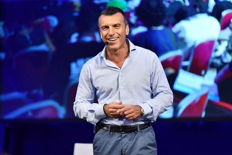 Leadership secondo Roberto Re: scopri la sua visione e i suoi consigli per svilupparla al meglio